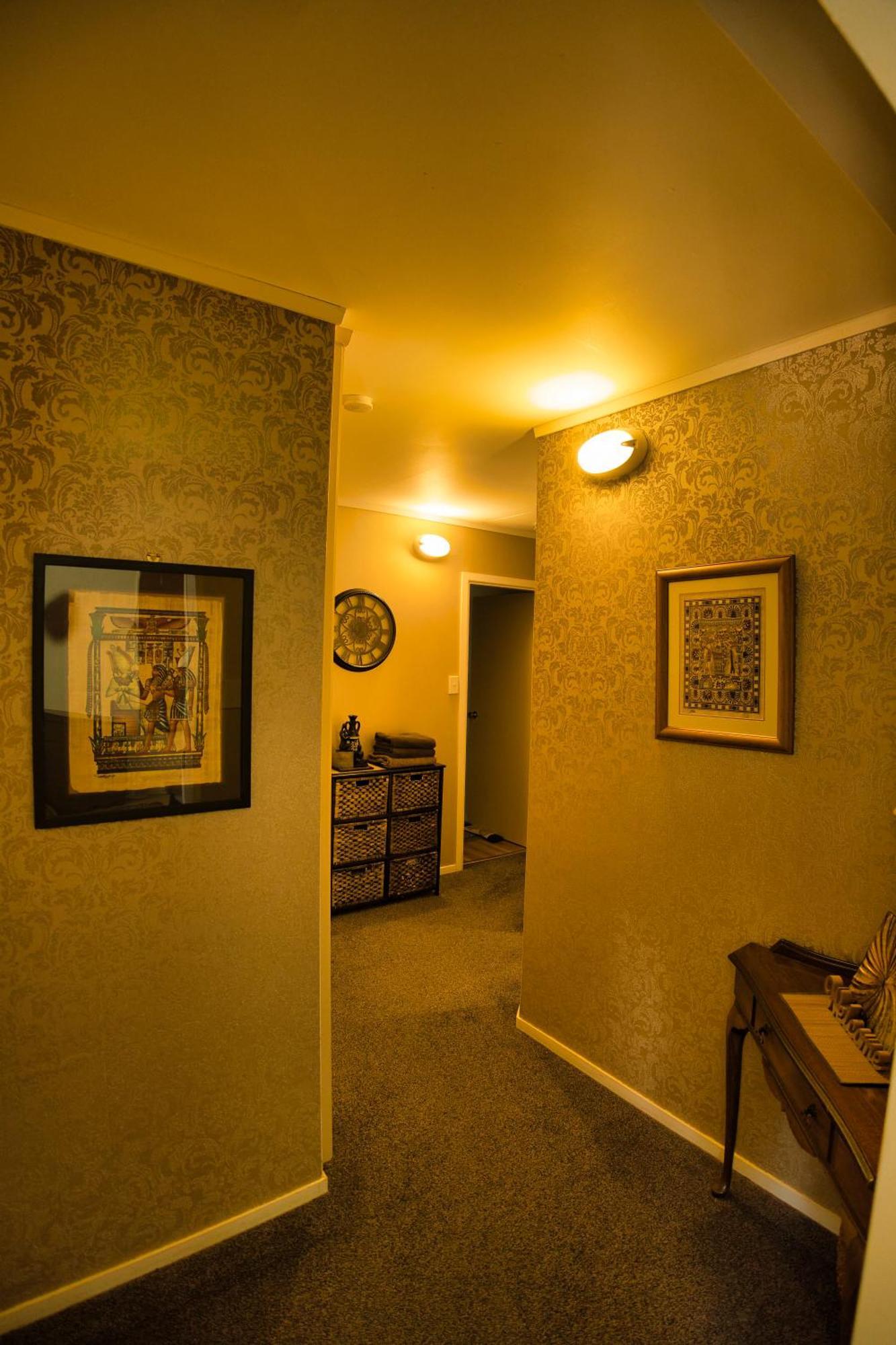 Entire Ground Floor With Full-Privacy And Family-Friendly Popular To Ferry Catchers Wellington Exterior photo
