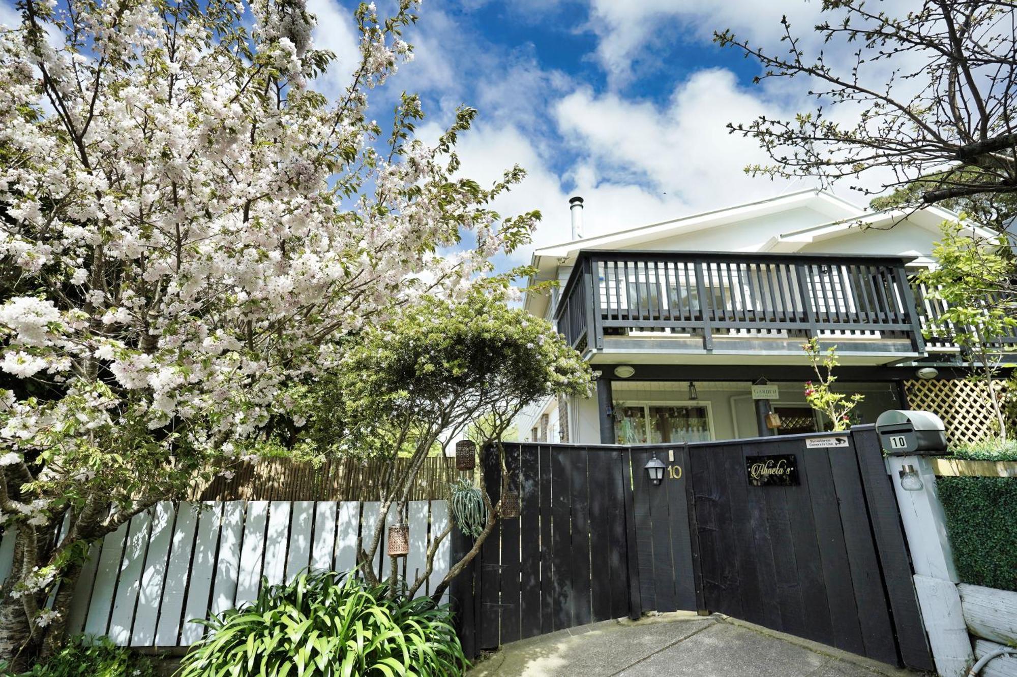 Entire Ground Floor With Full-Privacy And Family-Friendly Popular To Ferry Catchers Wellington Exterior photo